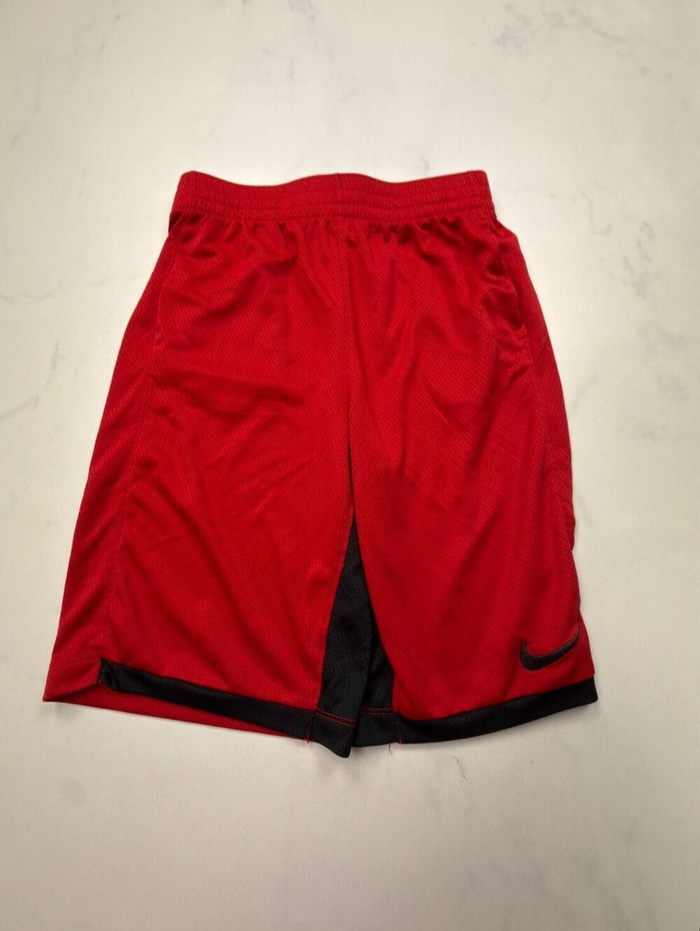 Nike Athletic Shorts Red 2010s Sporty Streetwear - Boys XL